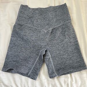 Colsie Women's Heathered Gray Bike Shorts